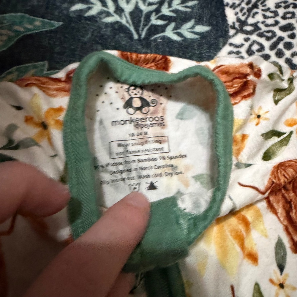Monkeeroos Bamboo Pajamas 18-24 mo Highland Cow Floral Print Snug Fit Sleepwear - Picture 3 of 5